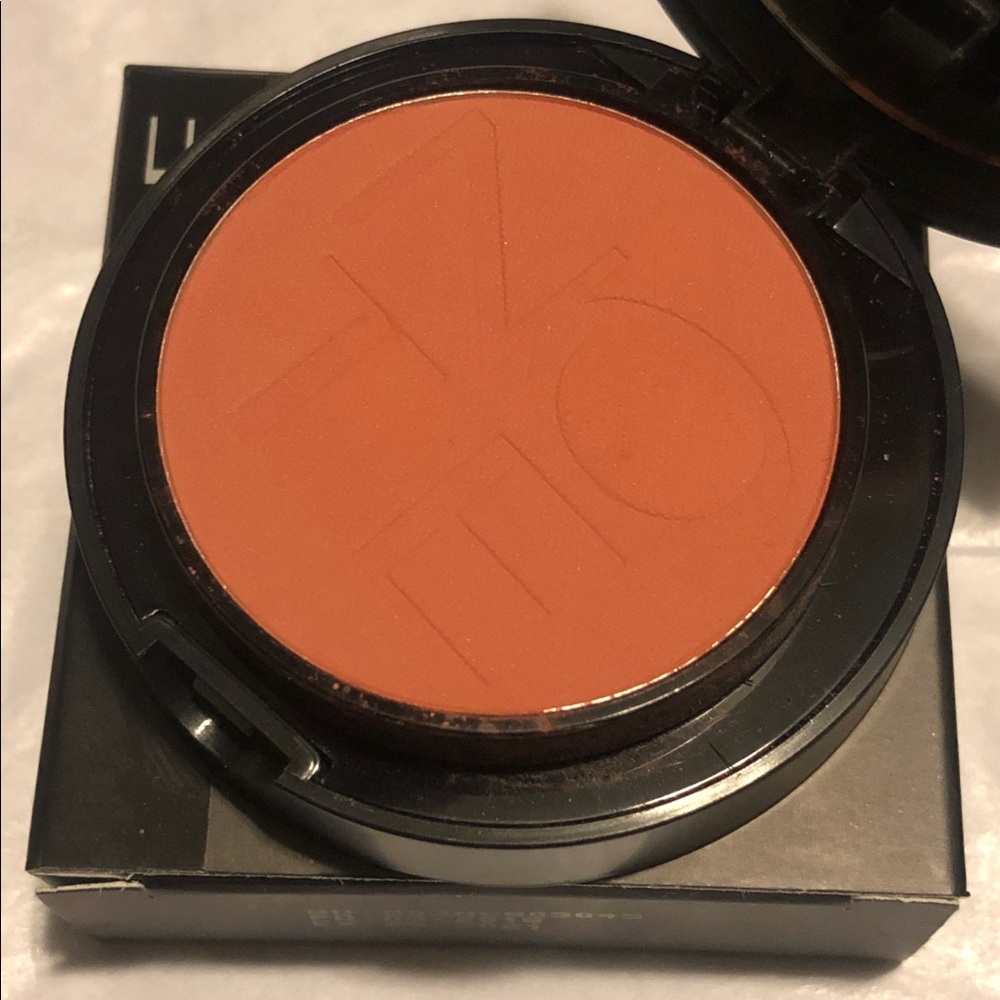 Note blush